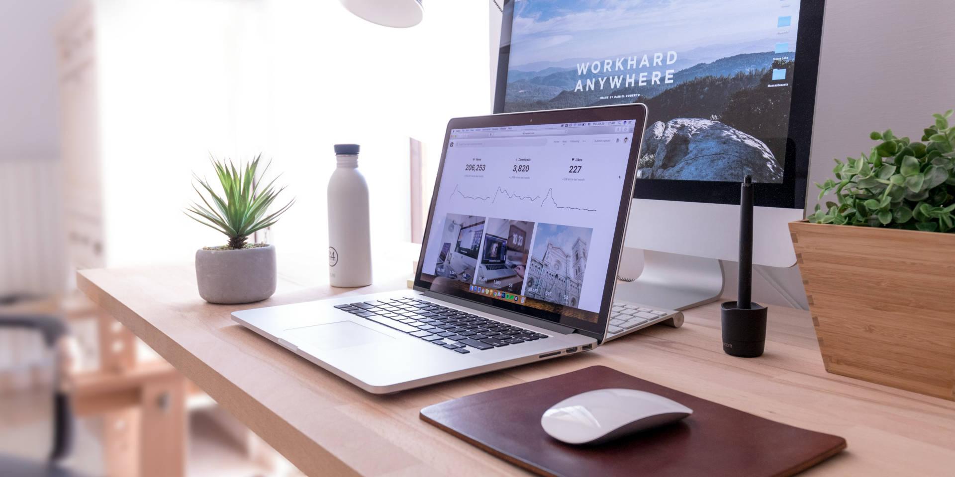 photo-desk.jpg