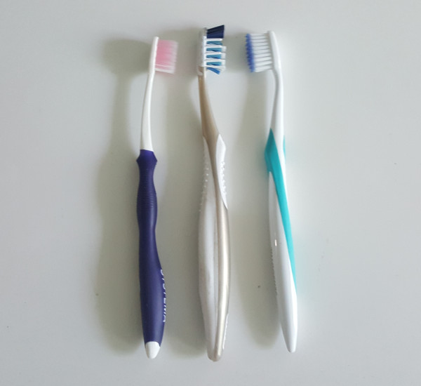 칫솔.jpg