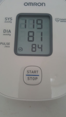 오므론혈압기.jpg